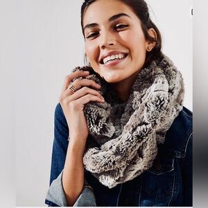 LOFT Faux Fur Infinity Scarf in Gray and Tan!!